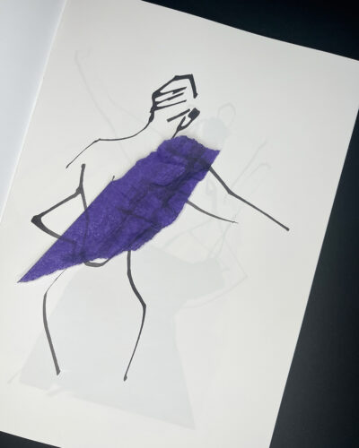 アルミペンと墨で描いた後ろ姿に、パープルの薄葉紙をコラージュしたKazue Shimaの作品